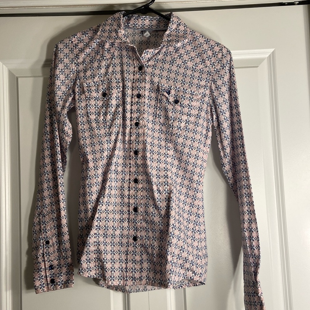 Cinch extra small snap button down shirt